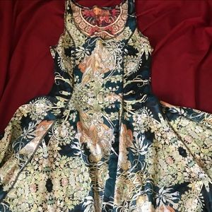 MUCHA BLACK VS LA TRAPPISTINE Inside Out DRESS XS